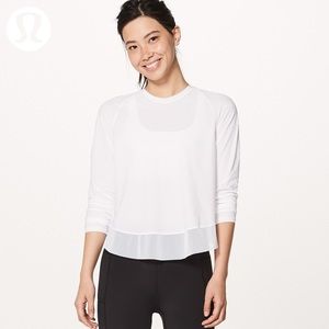 Lululemon Quick Pace LS in white